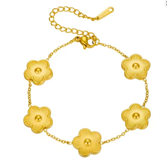 Golden Clover Leaf Bracelet