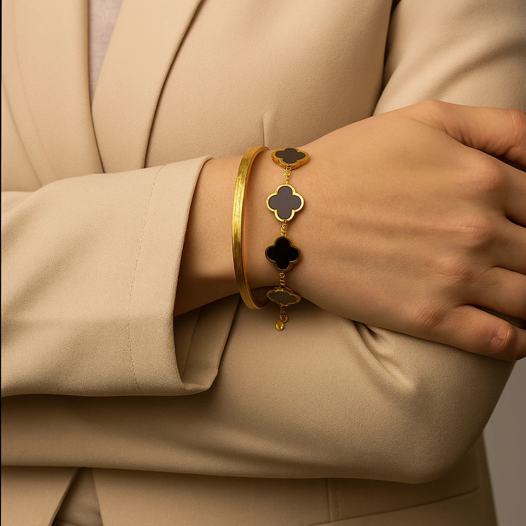 Schwarzes Kleeblatt-Luxusarmband